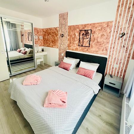 Moncler Family Apartman Brassó Kültér fotó